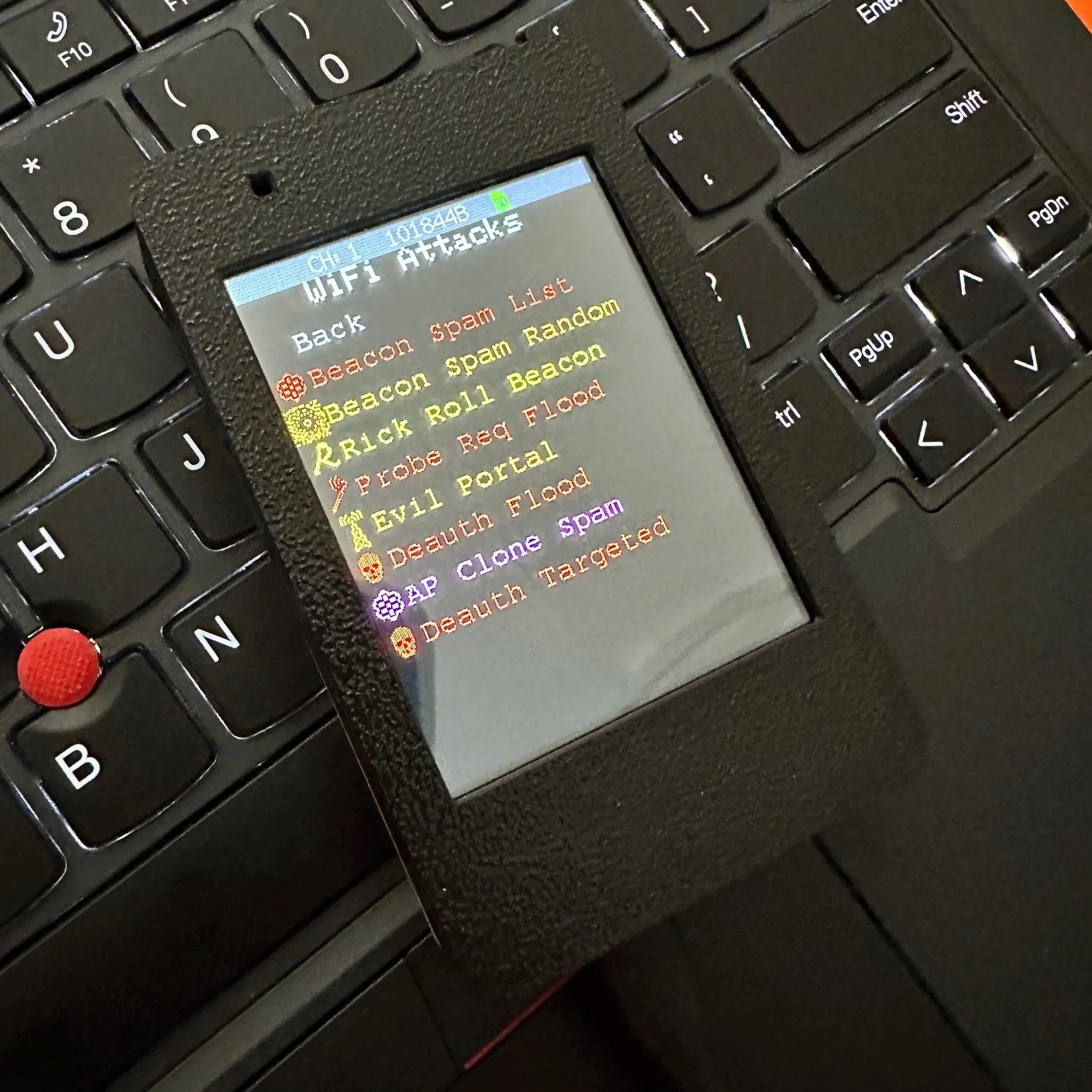 ESP32 Ultra Marauder – Compact WiFi & Bluetooth Analysis Tool – pwnagotchi