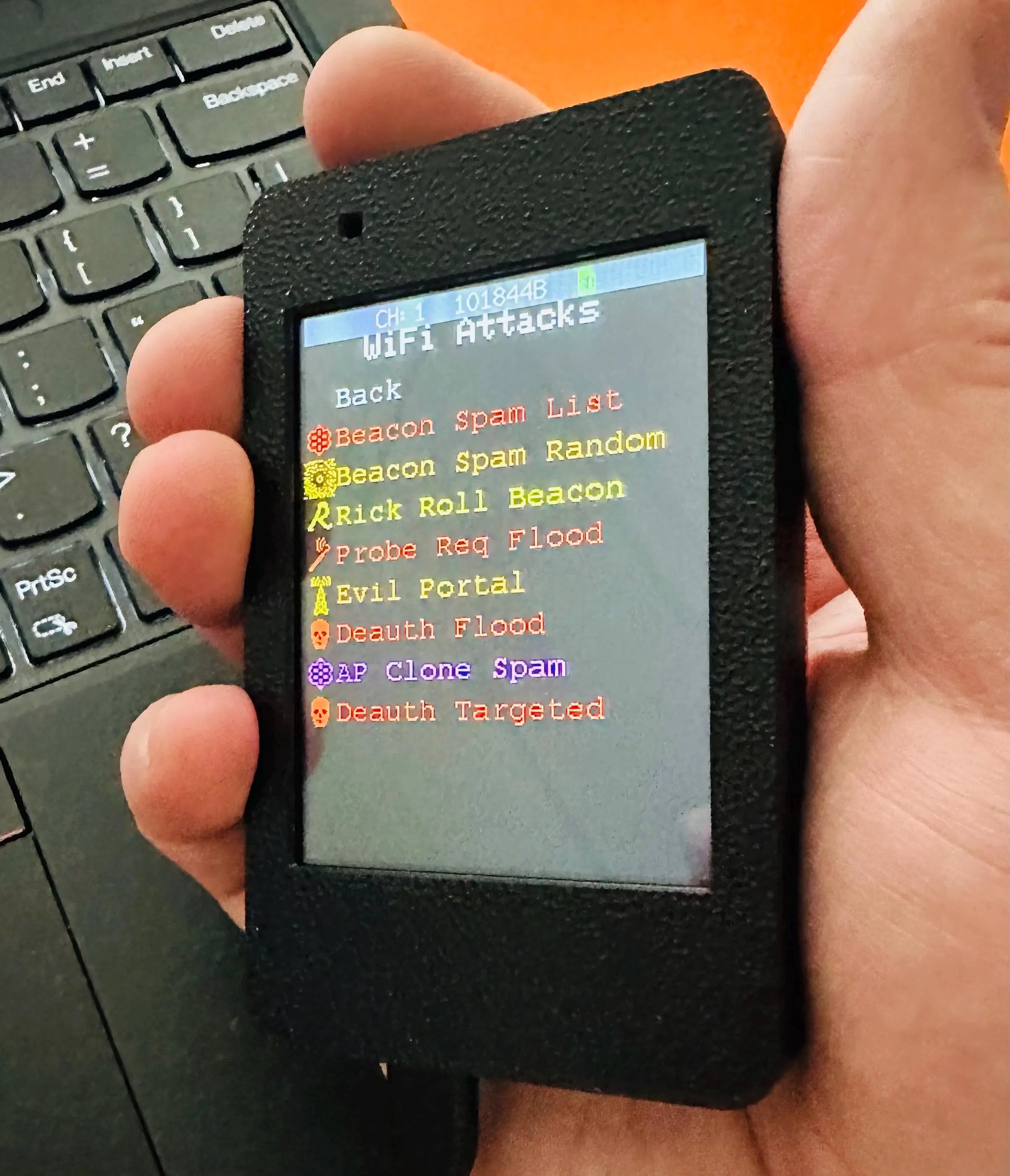 ESP32 Ultra Marauder – Compact WiFi & Bluetooth Analysis Tool – pwnagotchi